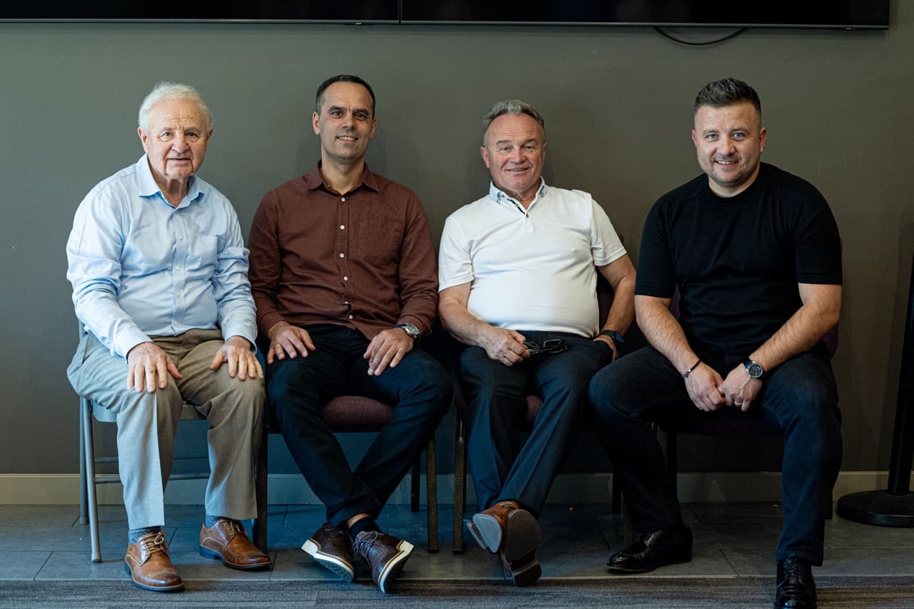 Men's image